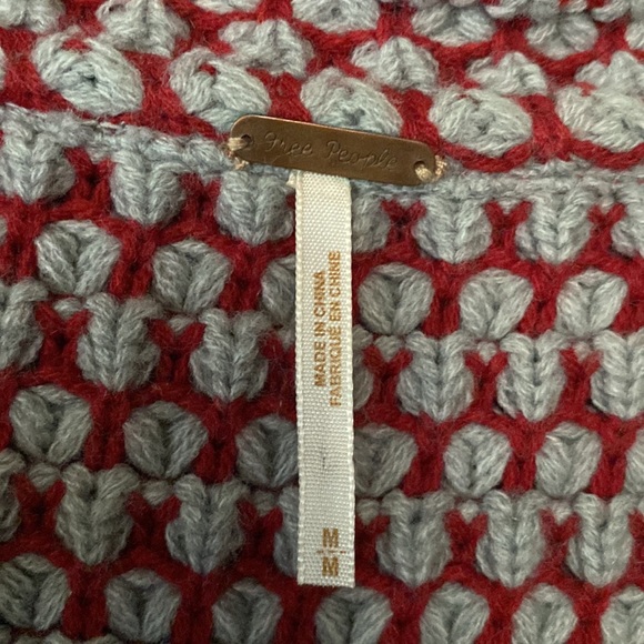 Free People Sweater - Picture 5 of 8